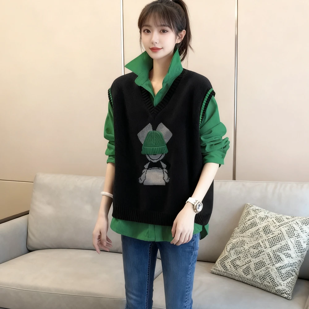 秋冬慵懒风复古宽松黑色v领卡通风提花针织马甲+绿色长袖衬衫两件