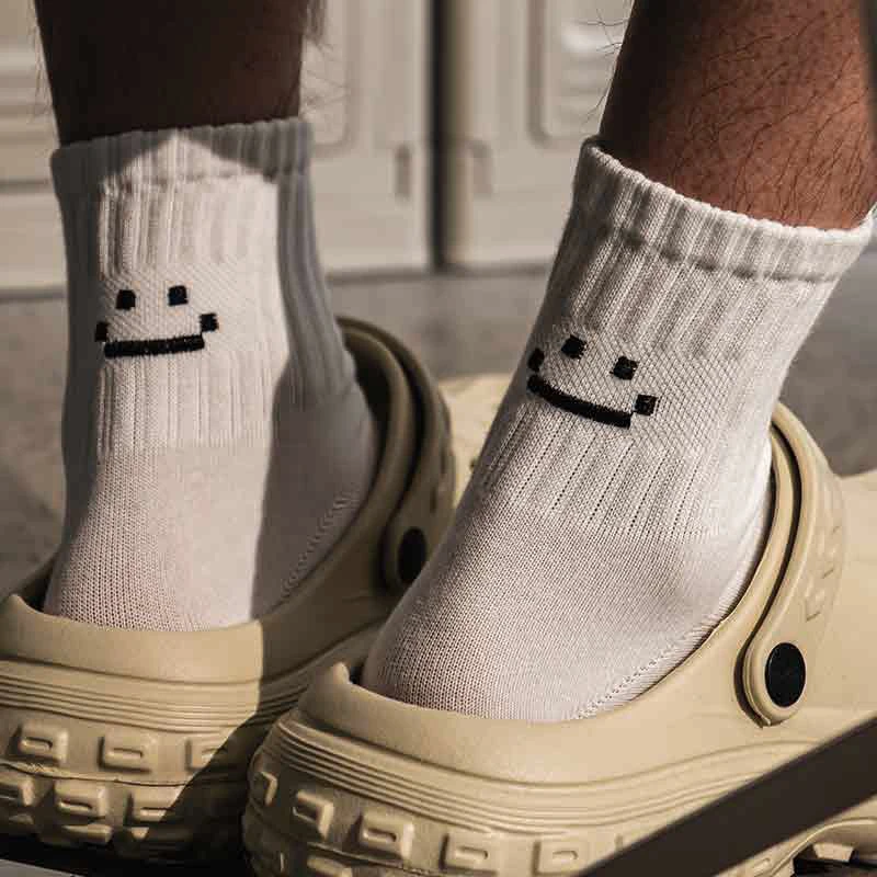 狗哥说袜子男笑脸袜运动袜白色ins风街头潮流个性中筒袜复古棉袜