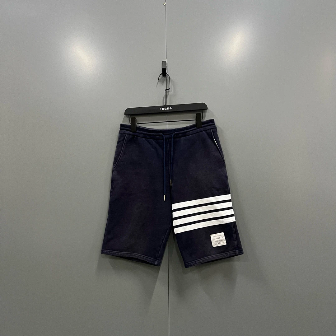 95新 THOMBROWNE c618 TB 藏青色四条纹抽绳短裤 2码 606348