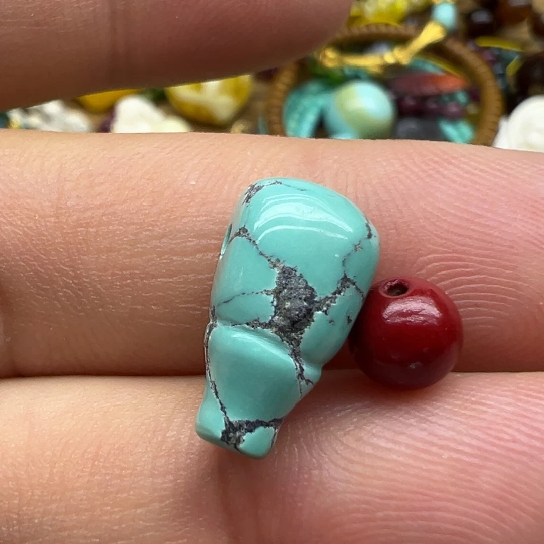 南红玛瑙颈饰未镶嵌