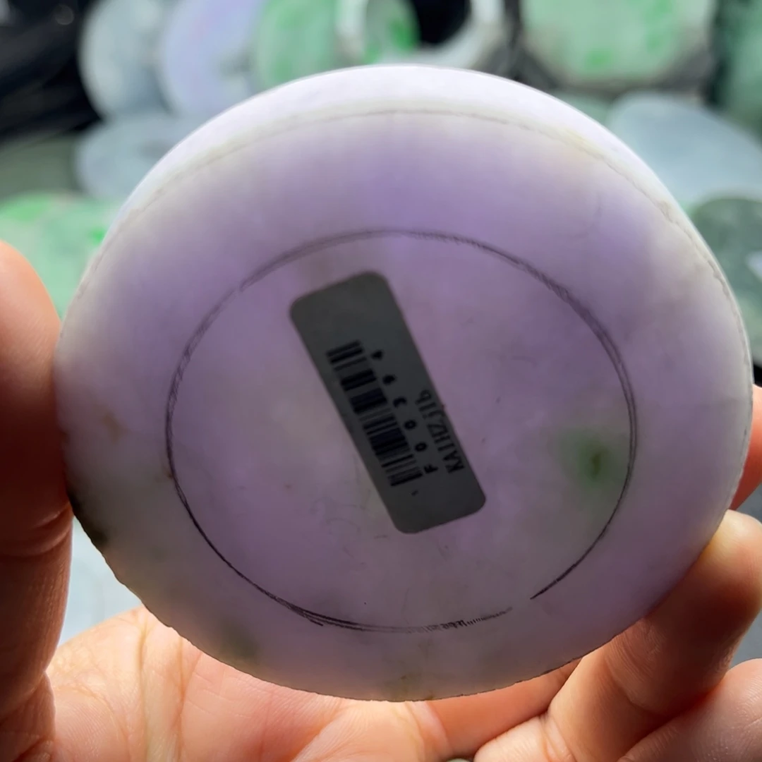 定制翡翠未镶嵌翡翠手镯