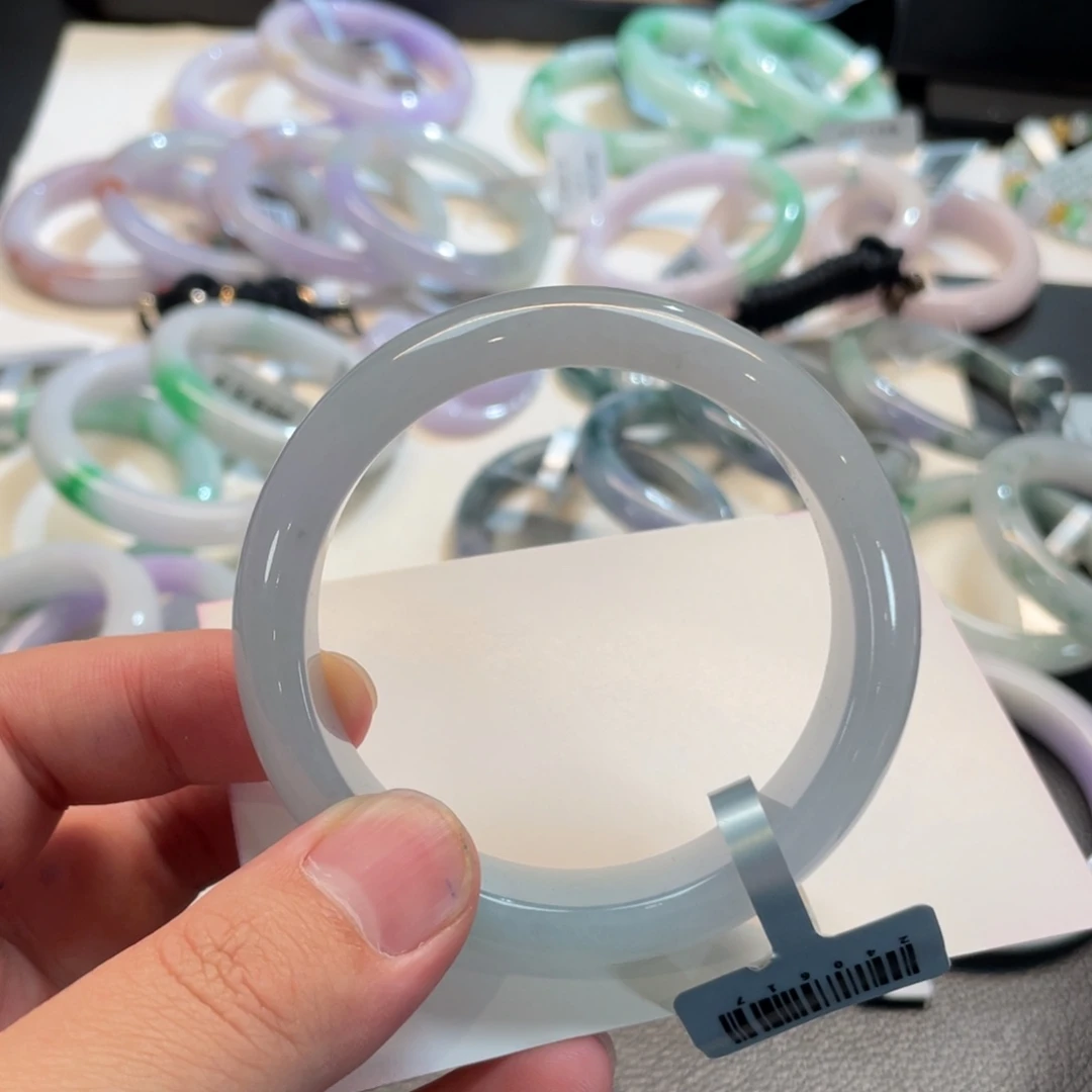 翡翠未镶嵌手镯103号 57正圈