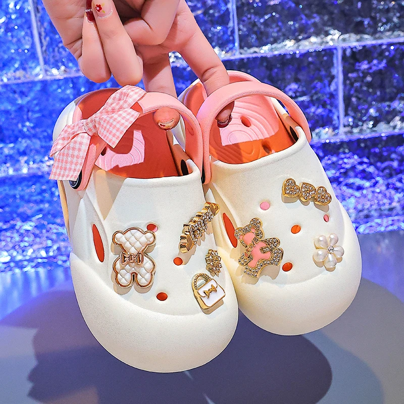 儿童洞洞鞋女孩2025新款夏季外穿女童凉鞋防滑沙滩eva中大童拖鞋