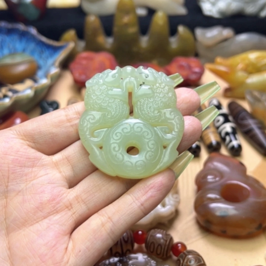 【闪购商品】蛇纹石玉未镶嵌颈饰