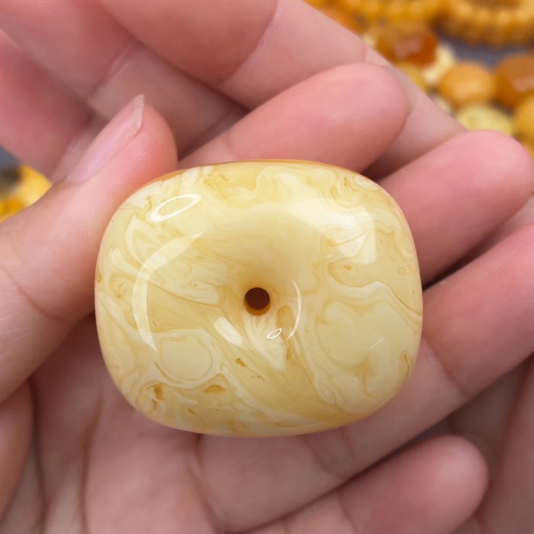 裸石蜜蜡未镶嵌藏扣