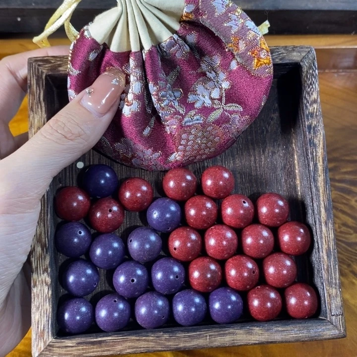 泥塑花蕊➕紫气东来1.5瑕疵珠香包约50克