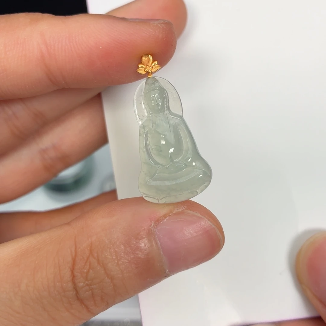 S****翡翠18K金镶嵌颈饰素衣买断