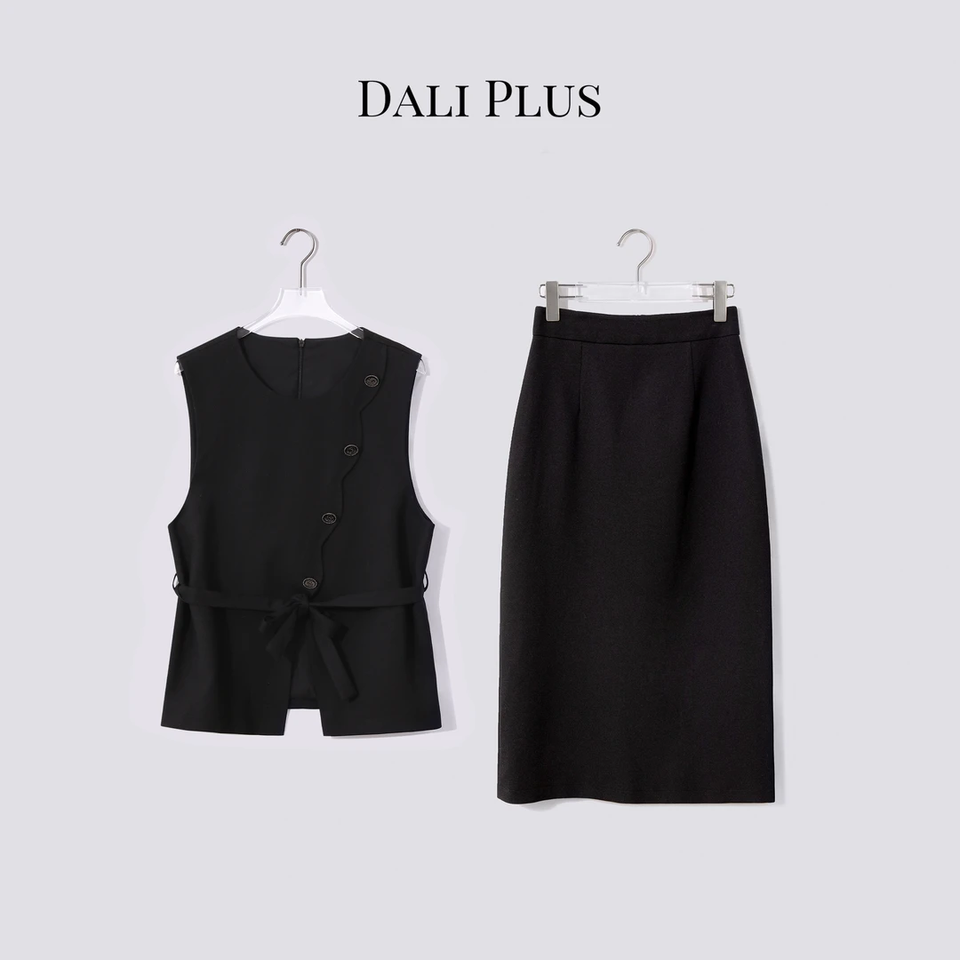 DALI PLUS“套装系列”花边剪裁排扣收腰系带马夹+半裙-D5SS7294