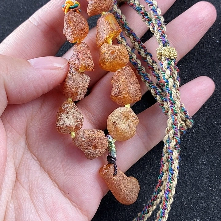 蜜蜡未镶嵌珠宝奇石