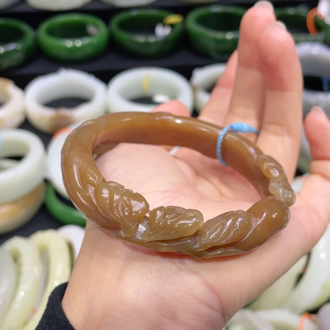 未镶嵌手镯和田玉77