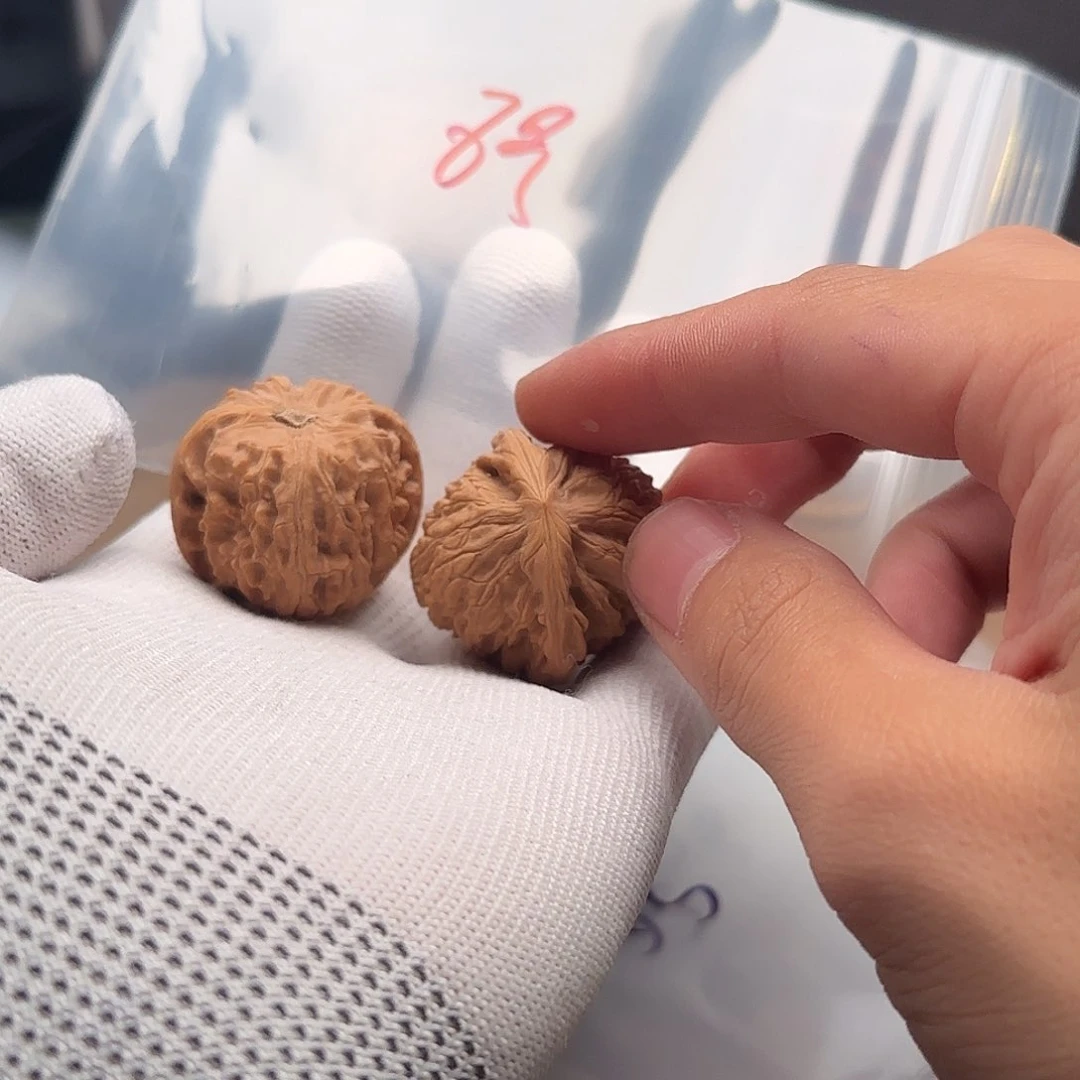 文玩核桃吊坠核桃