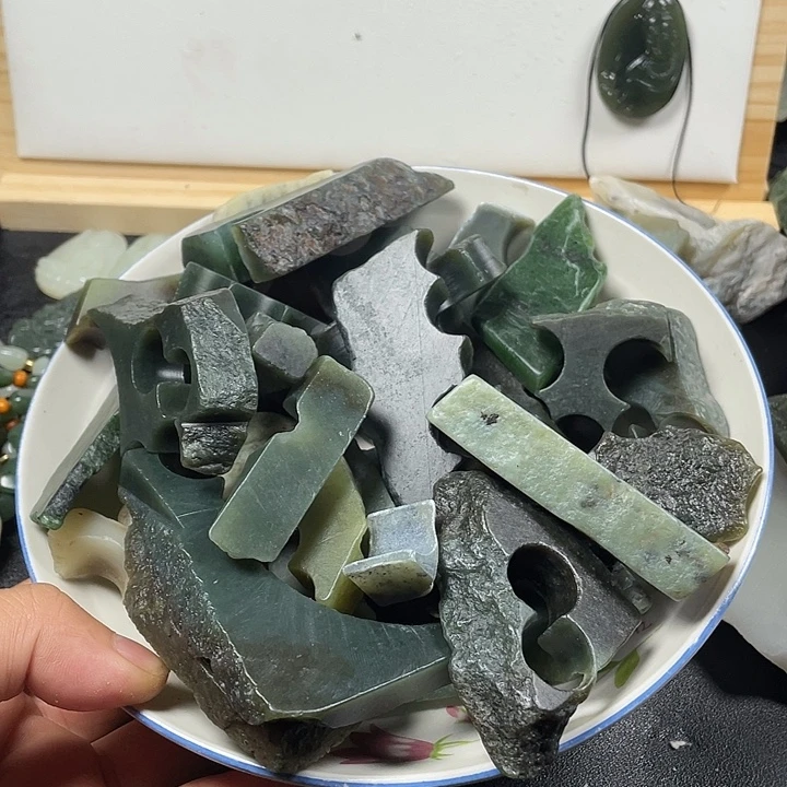 和田玉（糖玉）未镶嵌珠宝半成品