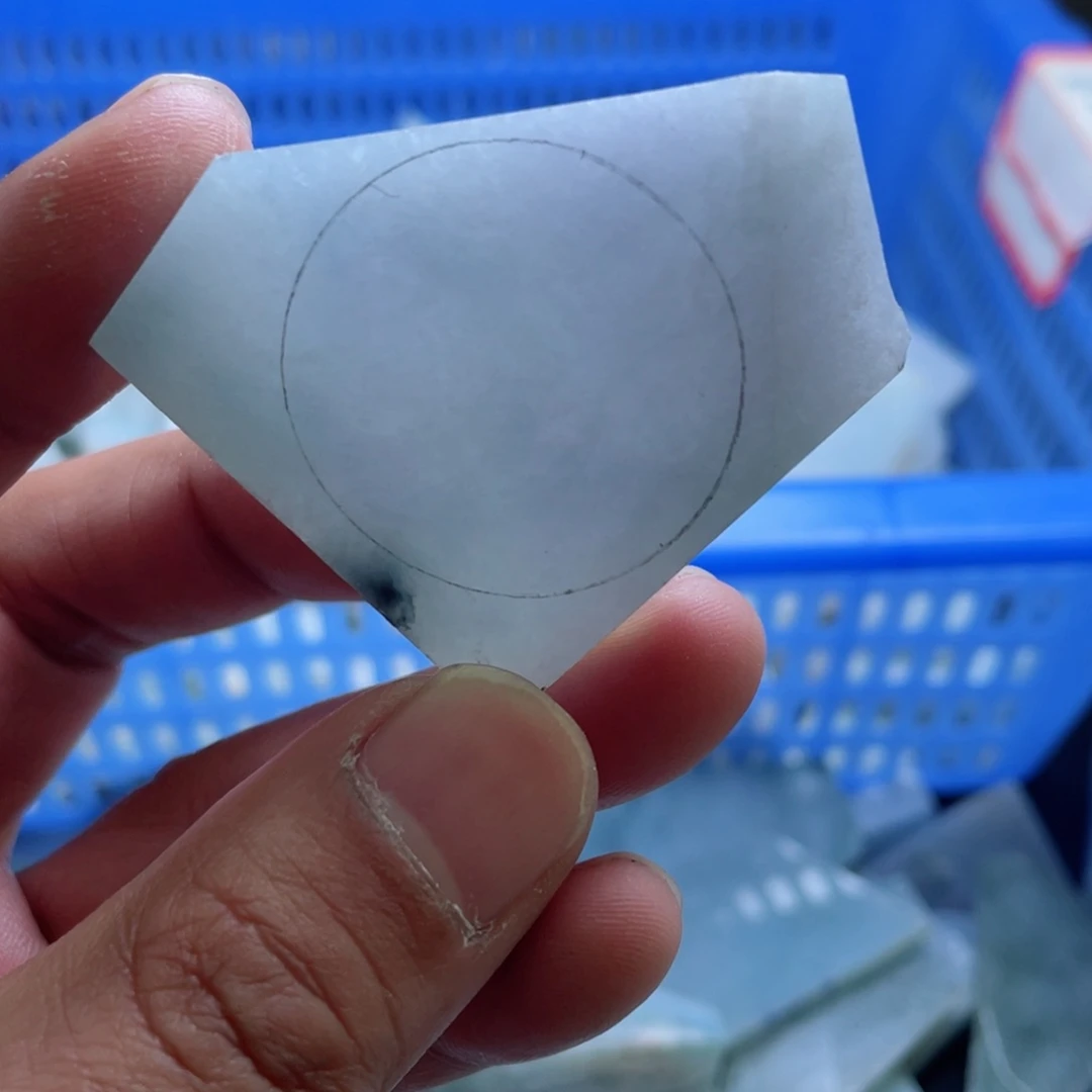 定制翡翠未镶嵌翡翠