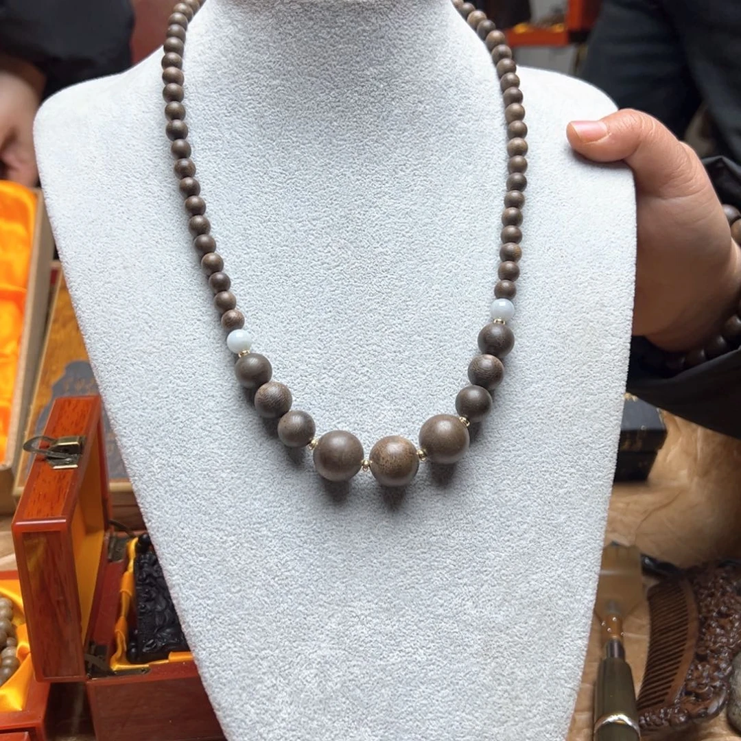 大叶紫檀（黑酸枝木类）