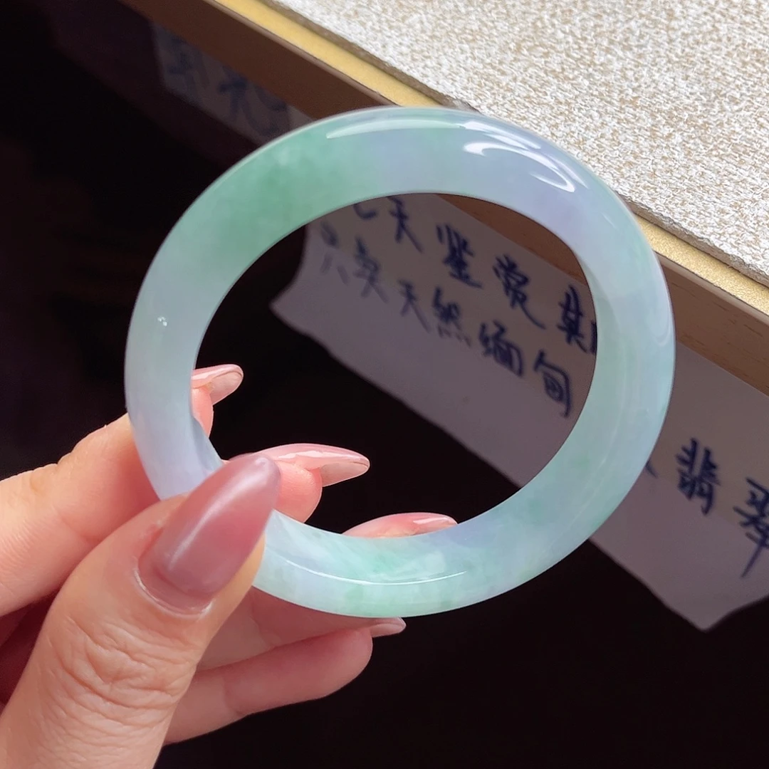 翡翠未镶嵌手镯手镯