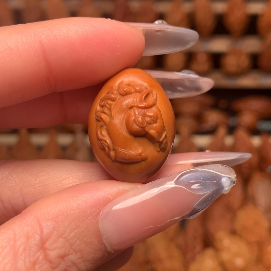 把件橄榄核马上有福