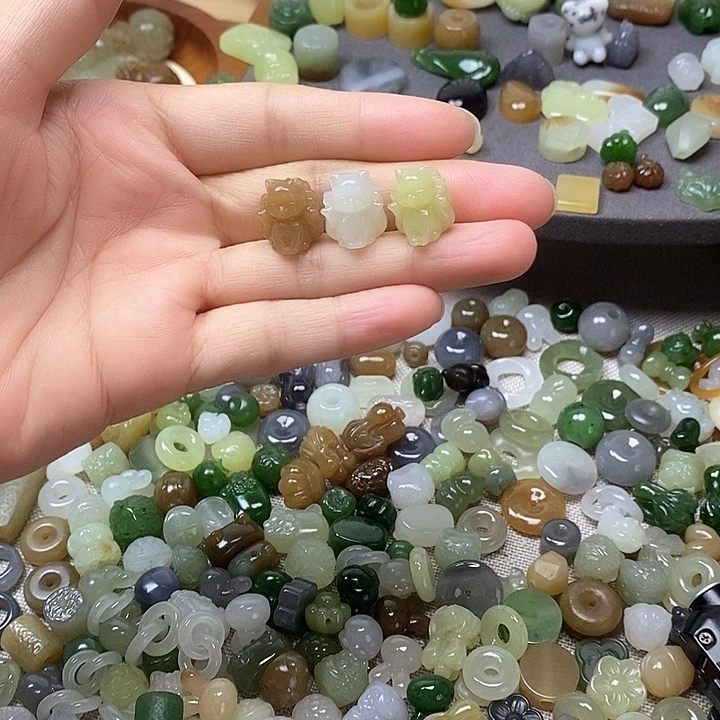 未镶嵌和田玉挂件九尾狐98一个多样性发其一