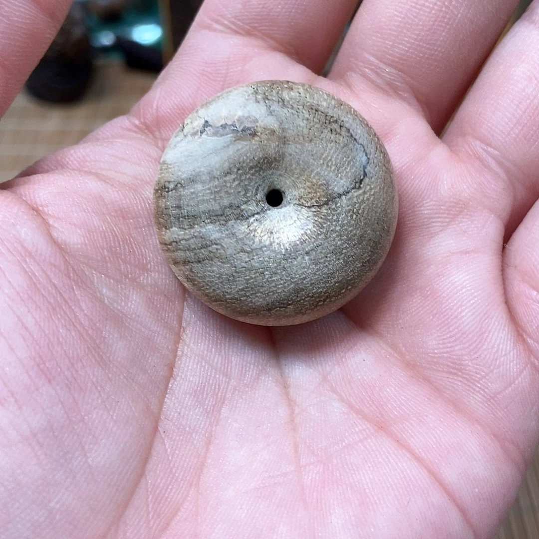 沉香吊坠正区达拉干平安扣