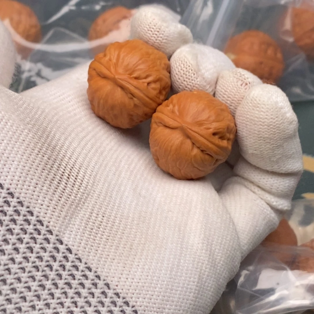 把件文玩核桃小龙珠