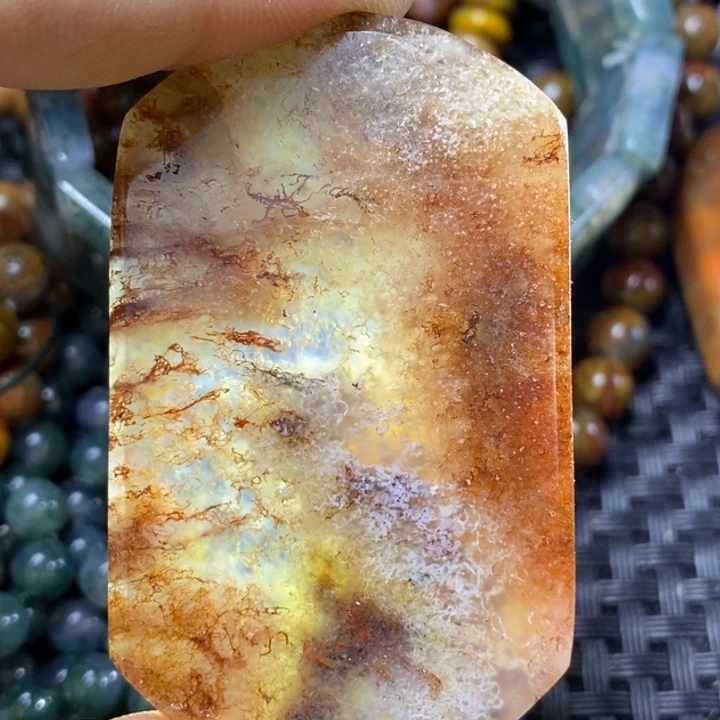 玛瑙/玉髓颈饰未镶嵌老***机