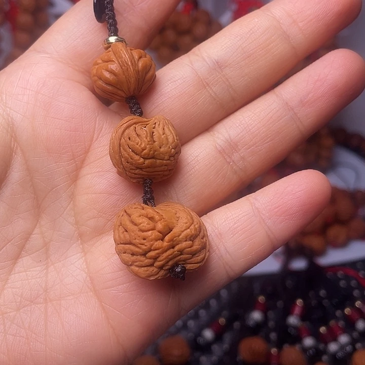 桃核吊坠龙纹桃枭