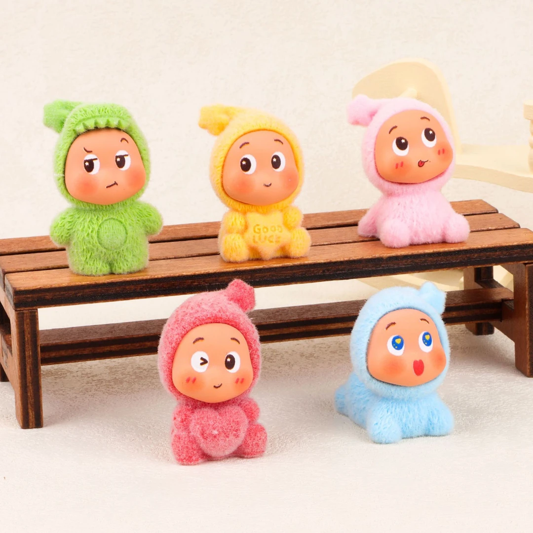 【九宫格】植绒星星人 车载摆件创意可爱