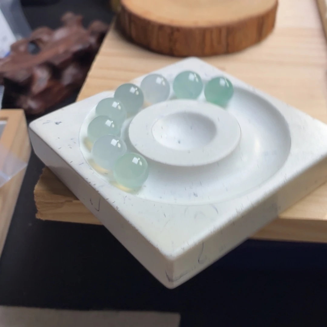 月****翡翠散珠翡翠1977