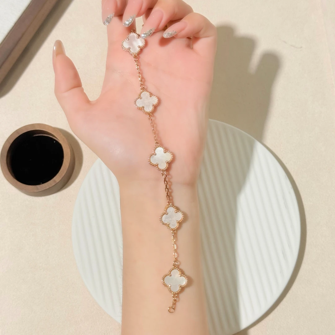 V金 Ficeque高奢经典白色五花纯色手链时尚百搭CNC精工