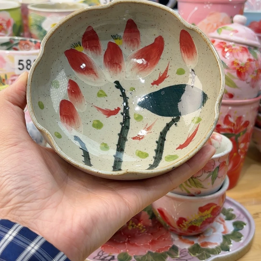 瓷片兔兔盖茨。兔兔