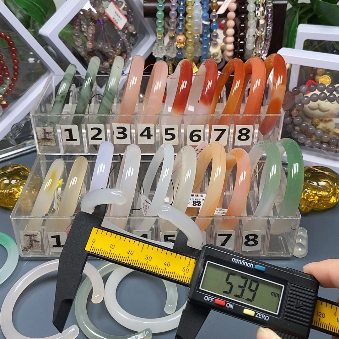 玛瑙/玉髓手镯未镶嵌6