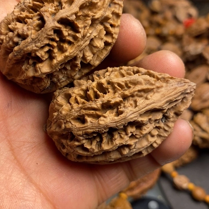 桃核吊坠拿姐工艺329