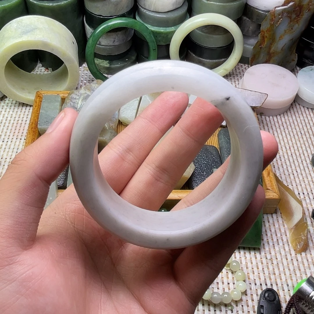 未镶嵌和田玉珠宝半成品