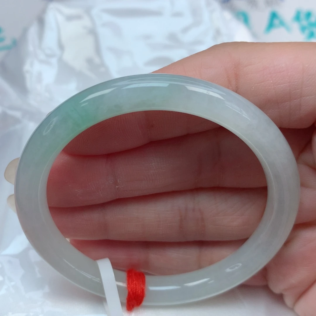 翡翠手镯未镶嵌50.8细圆条 开播福利