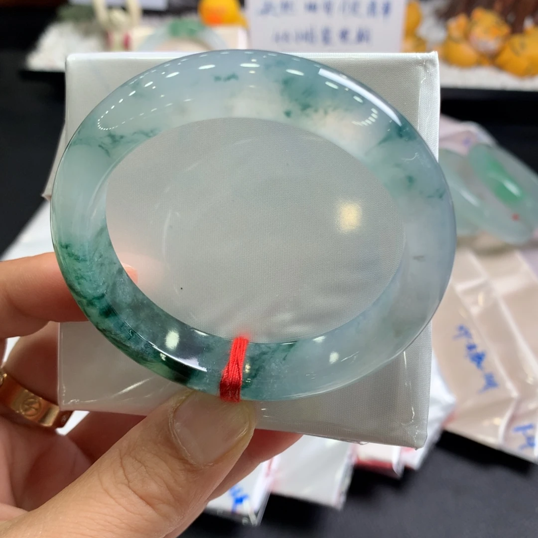 翡翠未镶嵌手镯54正圈