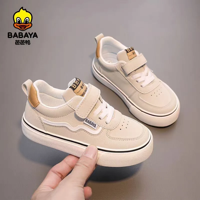 芭芭鸭3066春秋季儿童时尚校园透气百搭防水皮面软底低帮板鞋C-1