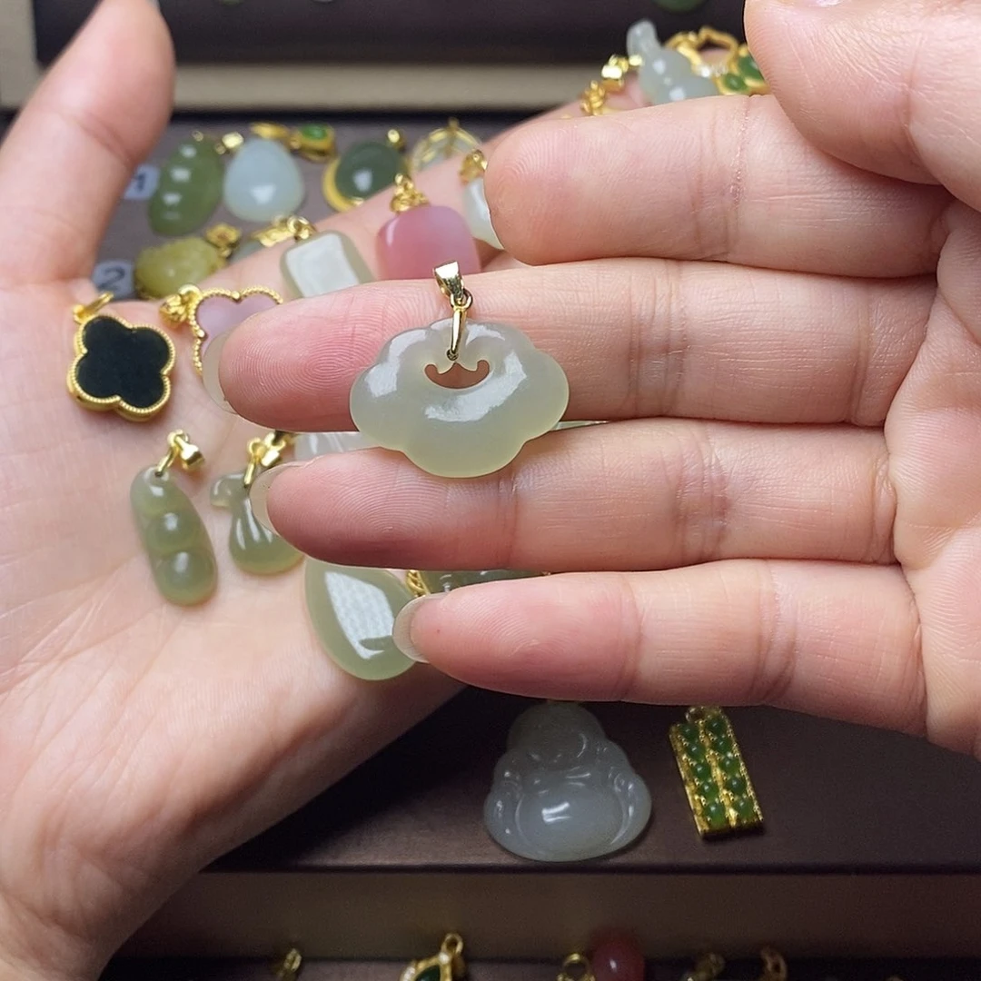 和田玉颈饰银S925镶嵌