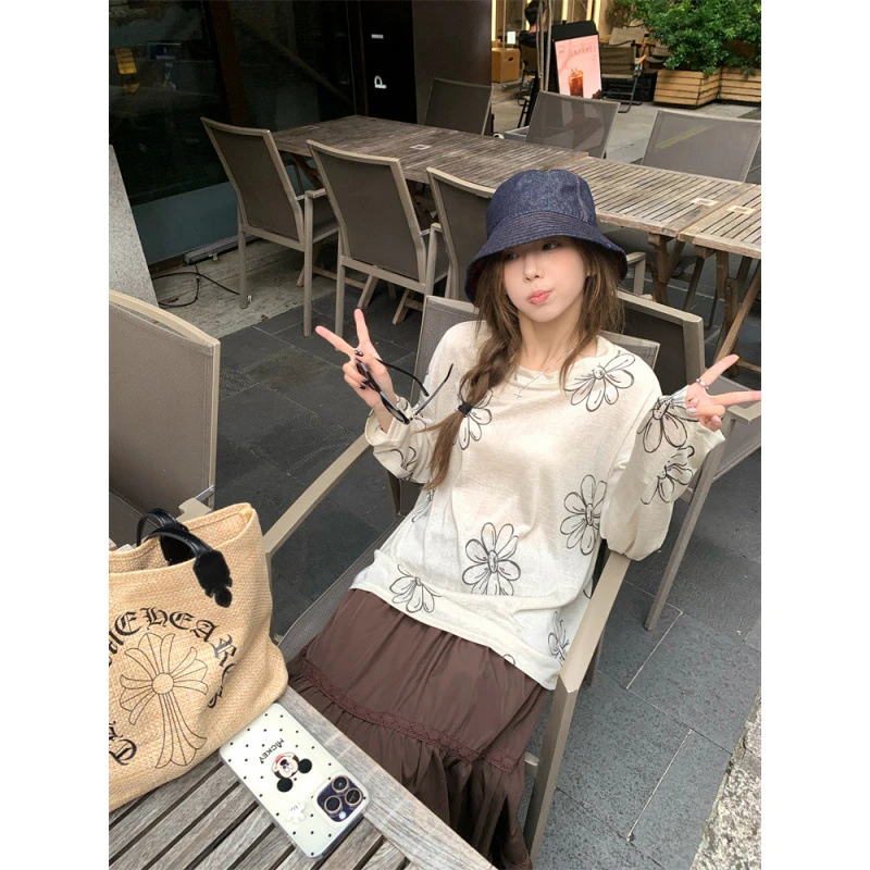 2025早秋新款韩系茶歇宽松长袖T恤女印花罩衫+ 显瘦压褶A字裙伞裙