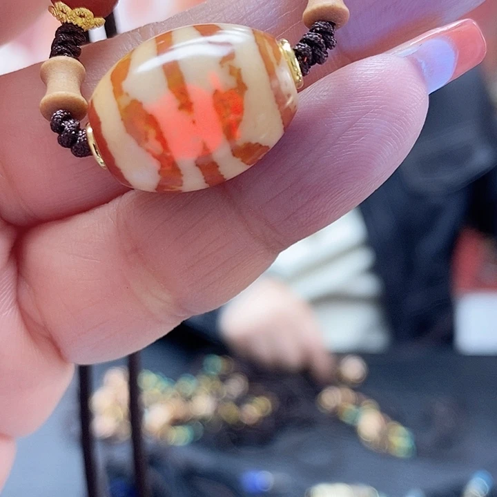 玛瑙/玉髓颈饰合金