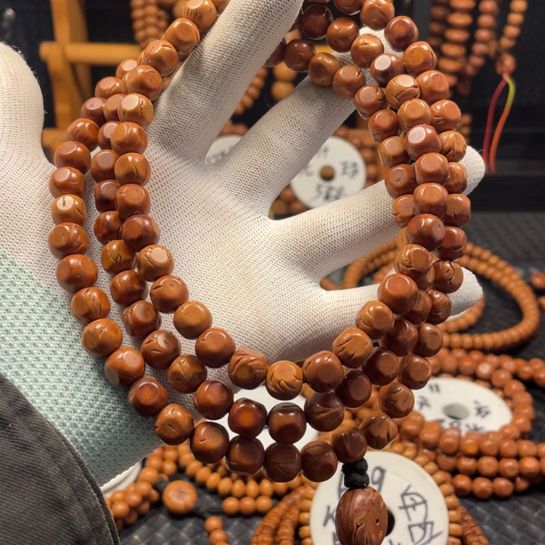 桃核手串秦岭桃核小金豆0.9六方108颗