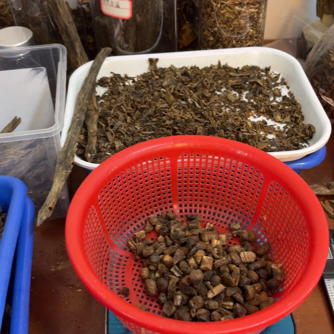 豫***川沉香珠子碎料50克
