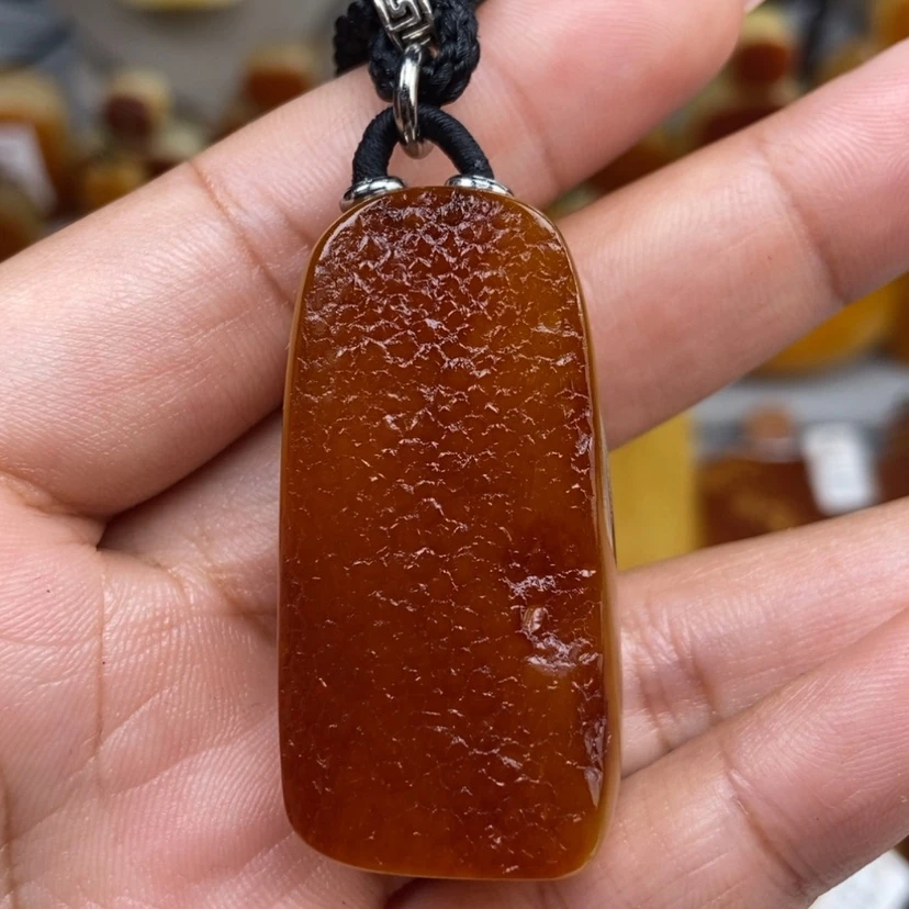 【闪购商品】琥珀颈饰未镶嵌