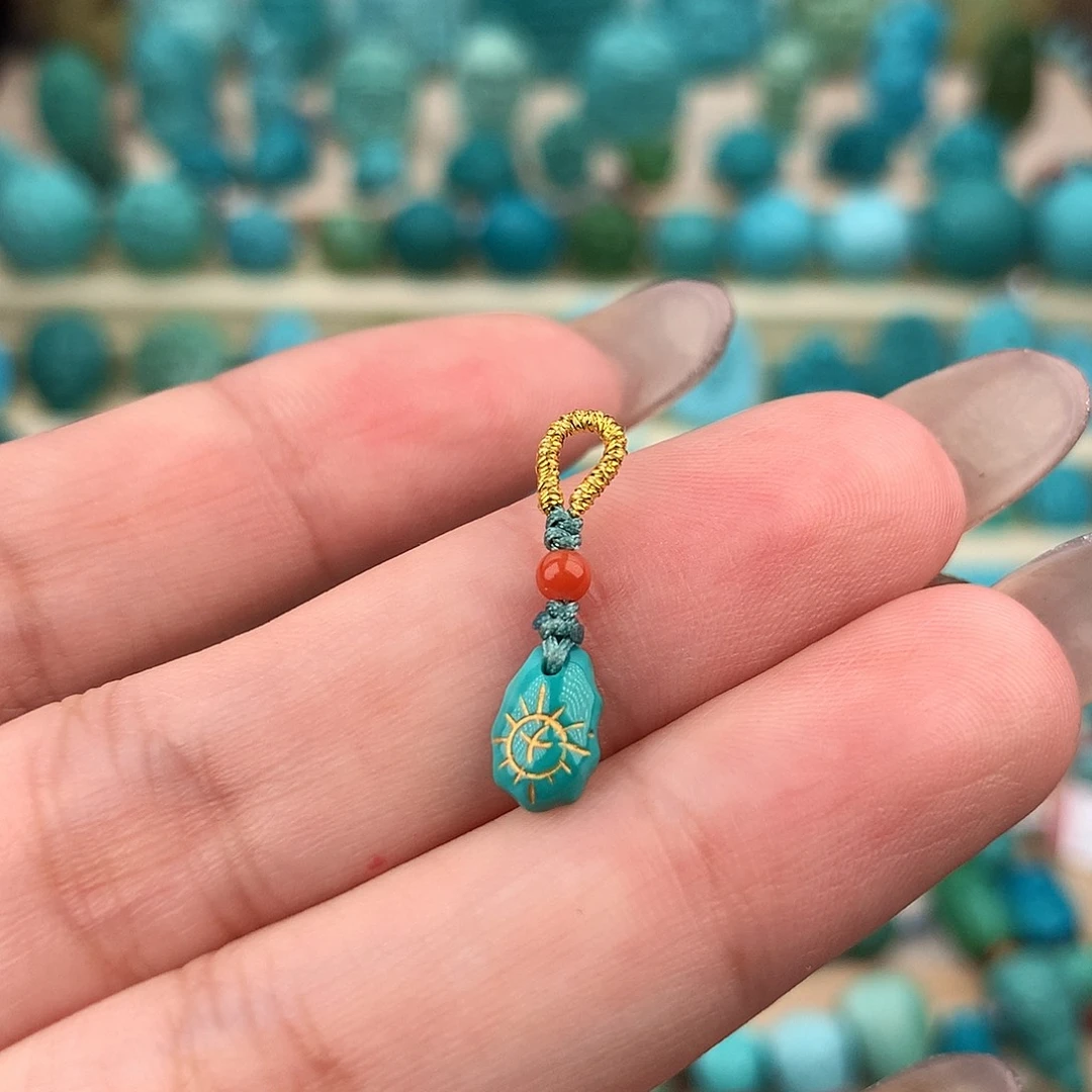 绿松石未镶嵌珠宝奇石