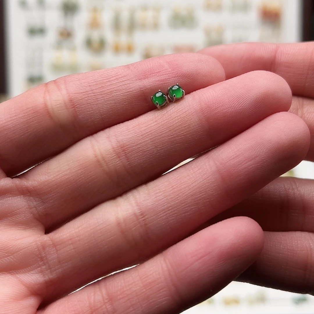 银S925镀金镶嵌和田玉耳饰