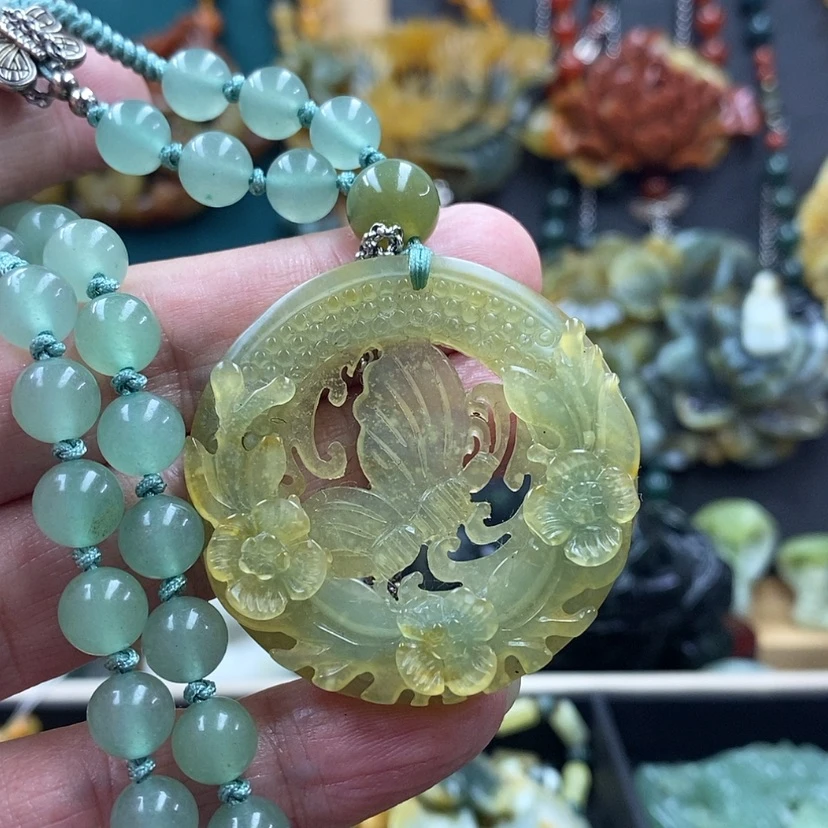 【闪购商品】蛇纹石玉未镶嵌吊坠