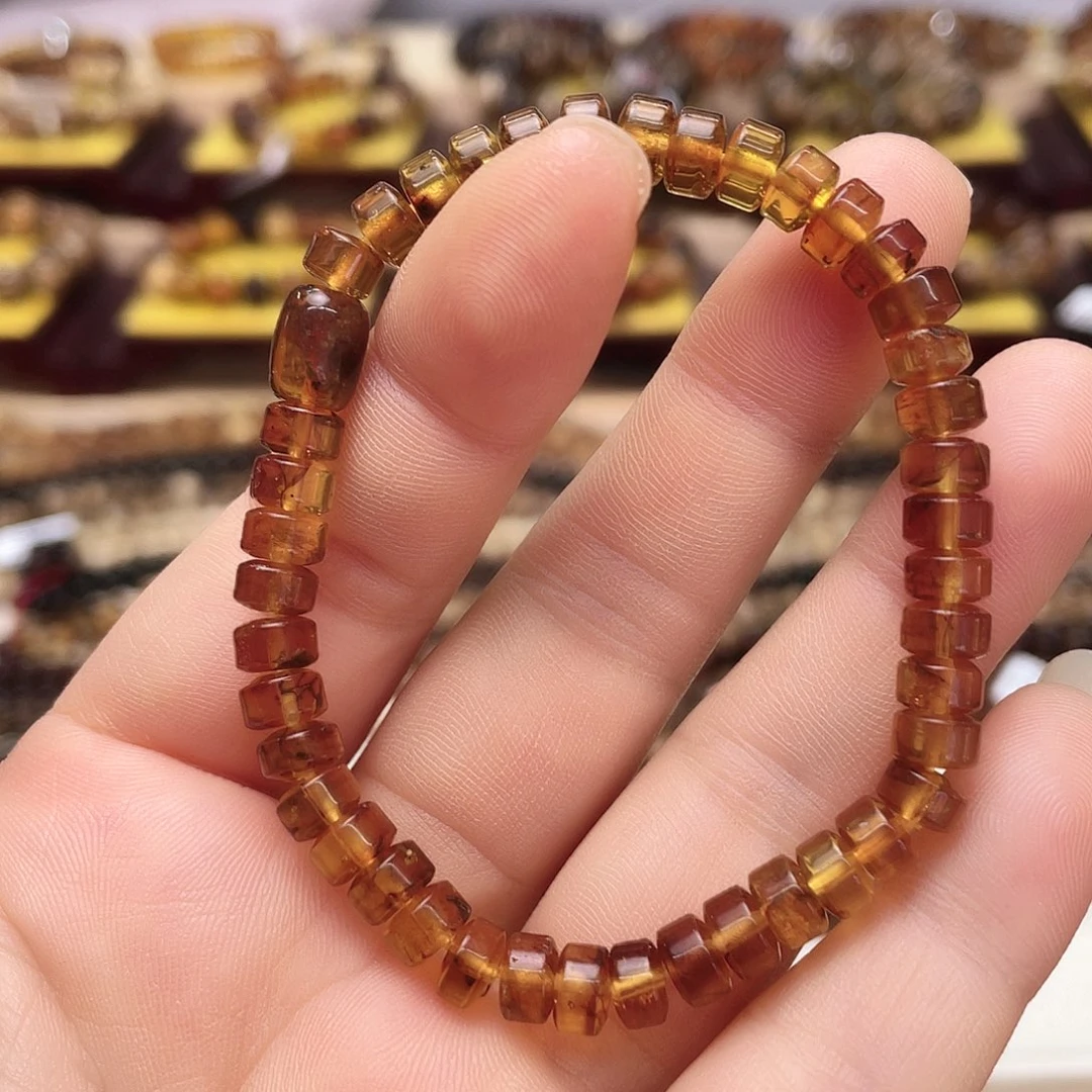 琥珀裸石未镶嵌六