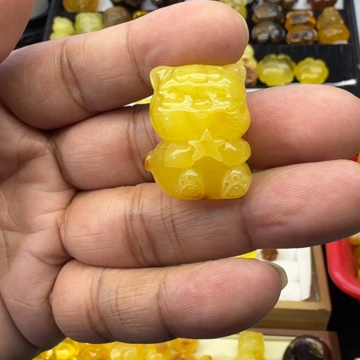 蜜蜡未镶嵌颈饰五角星猫咪