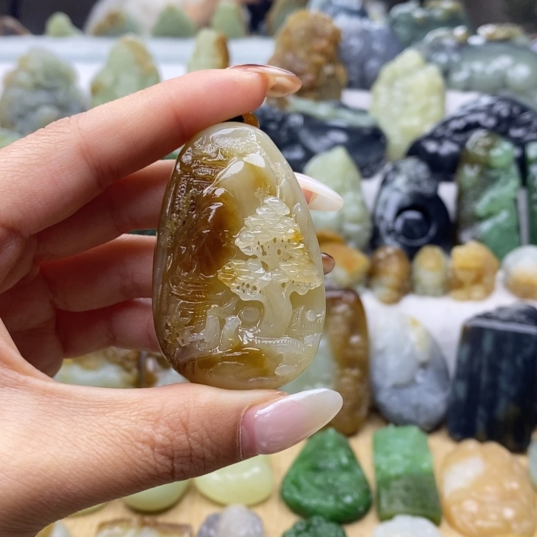 你***哥和田玉未镶嵌颈饰