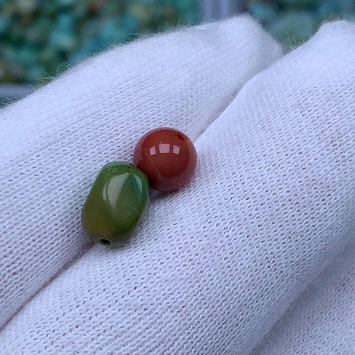 南红玛瑙未镶嵌珠宝奇石