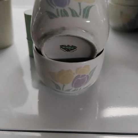 瓷片瓷片，各种摆件，沙锅，