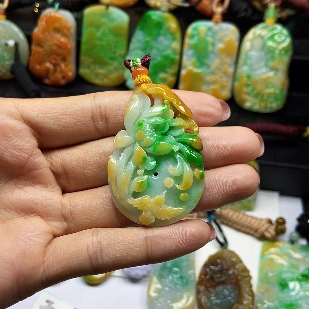 *****翡翠未镶嵌颈饰天然翡翠A货